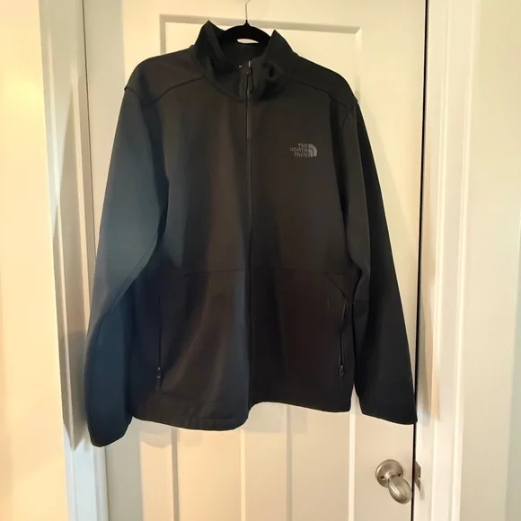 The North Face Men's Apex Canyonwall Jacket